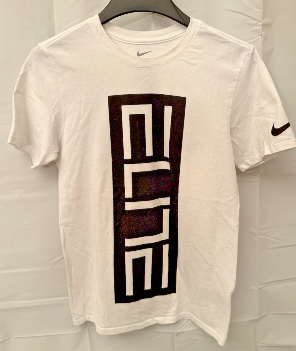 Nike "The Nike Tee" Dri-Fit Elite T Shirt White Size Small